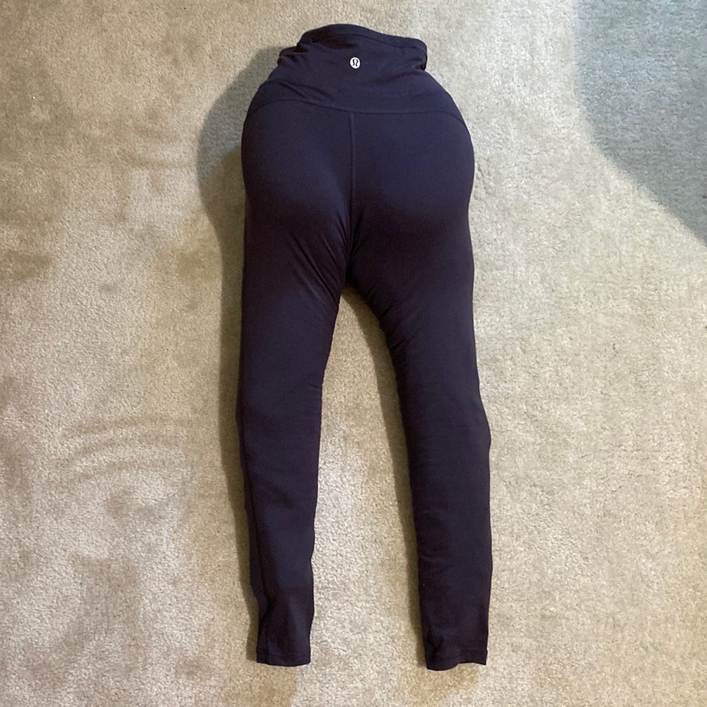 Women LuLuLemon leggings size S-M